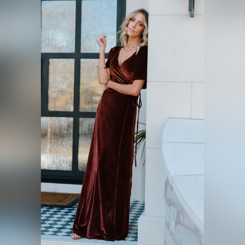 BALTIC BORN Meghan Velvet Wrap Maxi Dress Bronze Medium NWT - Picture 10 of 12